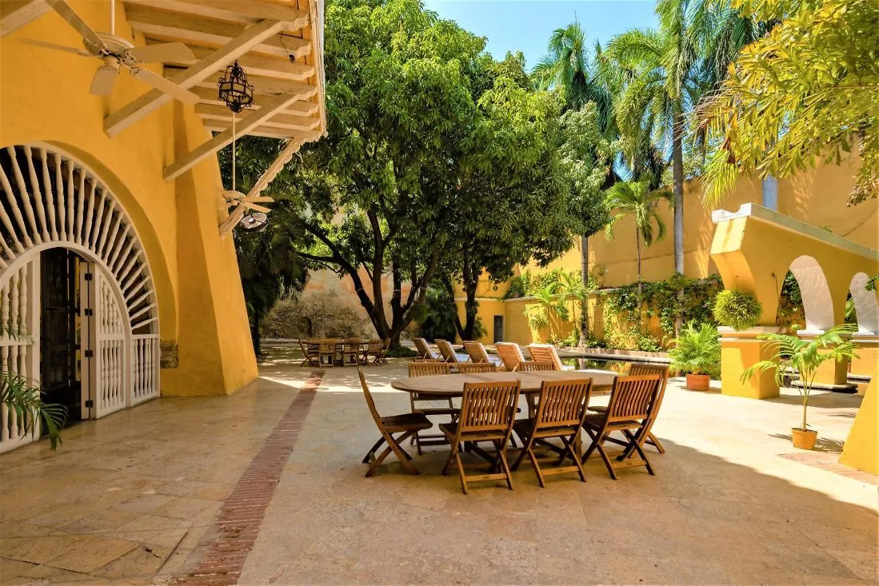Casa De Don Andres De Madariaga Y Morales Conde De Pestagua Hotel Cartagena Colombia